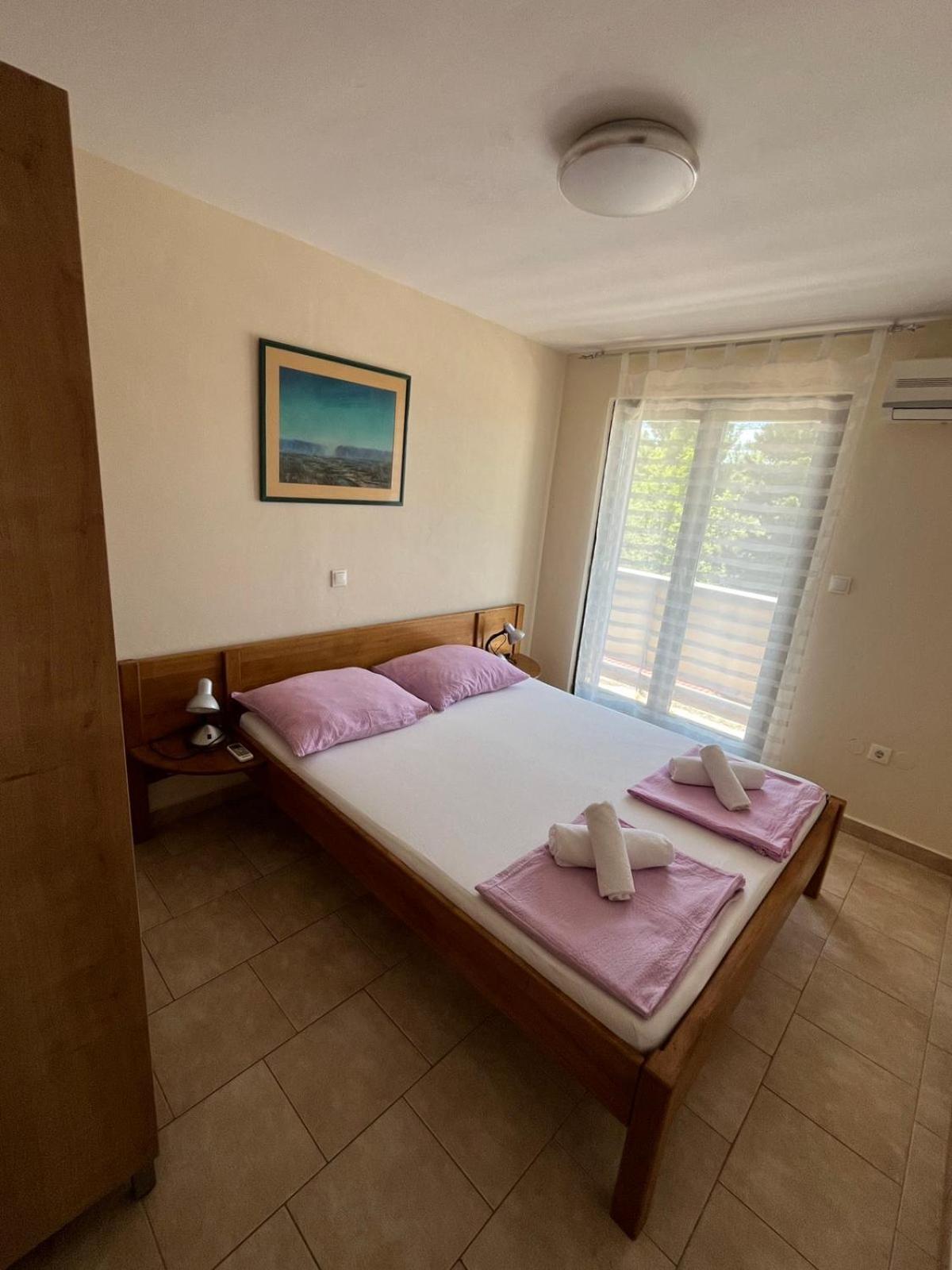 Apartment Lavanda Starigrad Paklenica Exterior photo