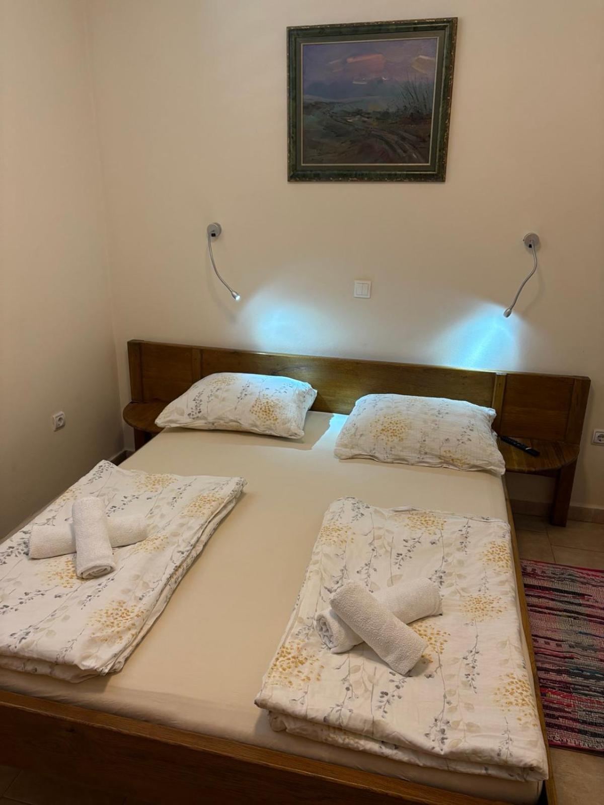 Apartment Lavanda Starigrad Paklenica Exterior photo