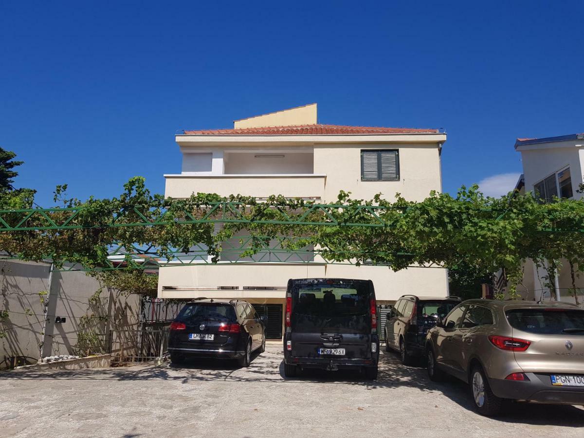 Apartment Lavanda Starigrad Paklenica Exterior photo